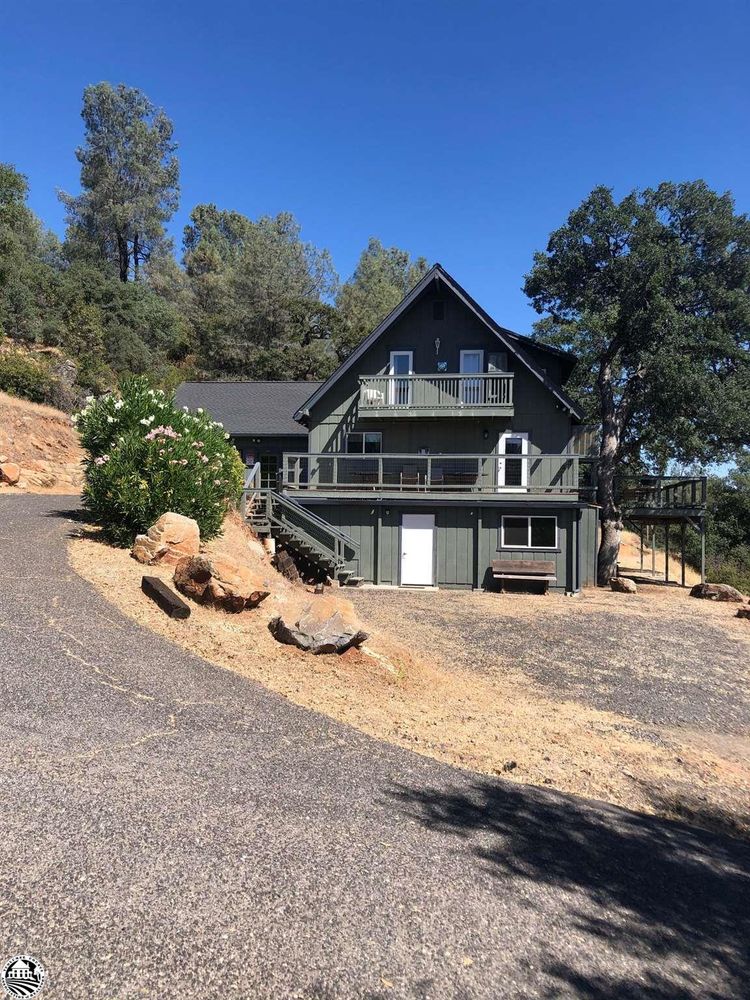 17301 Silver Spur Dr, Tuolumne, CA 95379